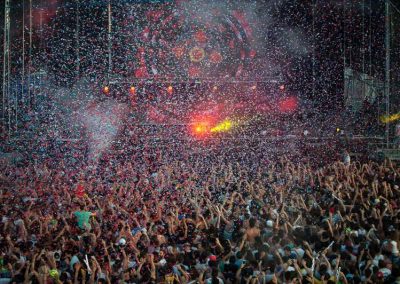 Weekend Beach Festival 2017, view of the crowd, Tecnare Sound Systems