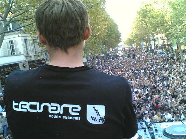 Technoparade Invaders (Paris, Francia)